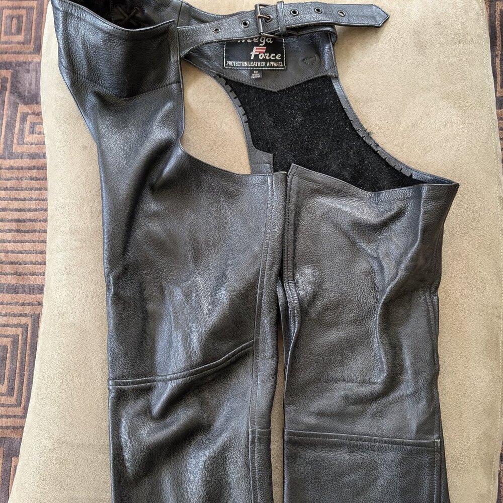 Women's medium black leather Mega Force chaps